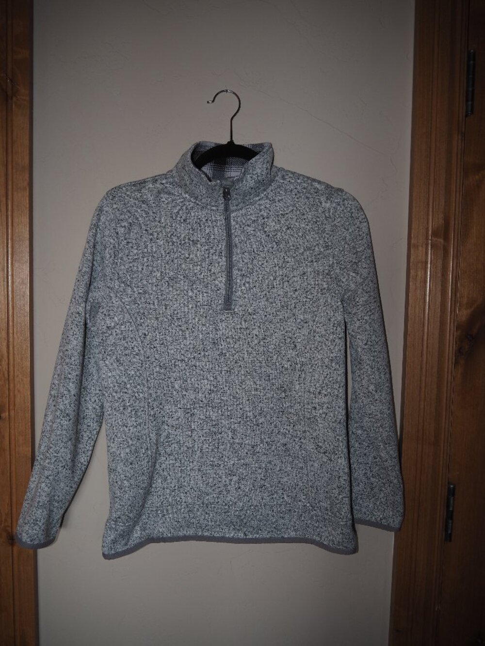 Eddie Bauer Women’s Medium Gray Quarter Zip Fleece Plaid Collar Pullover